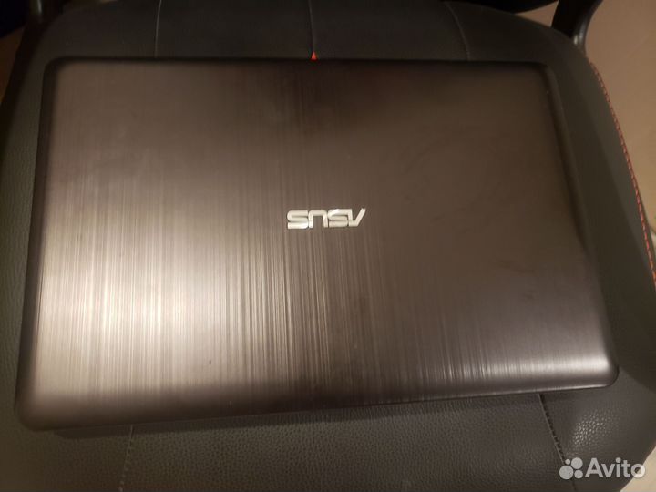 Ноутбук asus