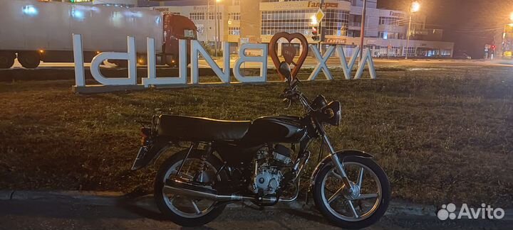 Bajaj boxer 100 es