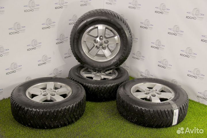Комплект колес Mitsubishi original 235/70 R16 зима