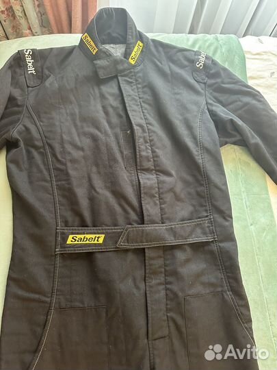 Экипировка для автоспорта