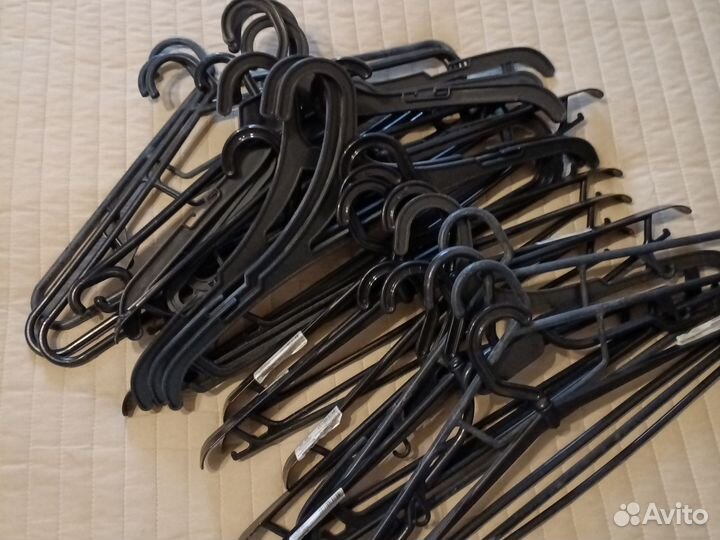 Вешалки плечики