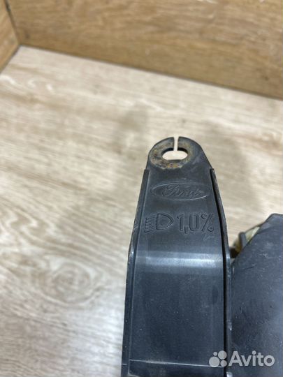 Фара передняя левая Ford Fusion рест 142404