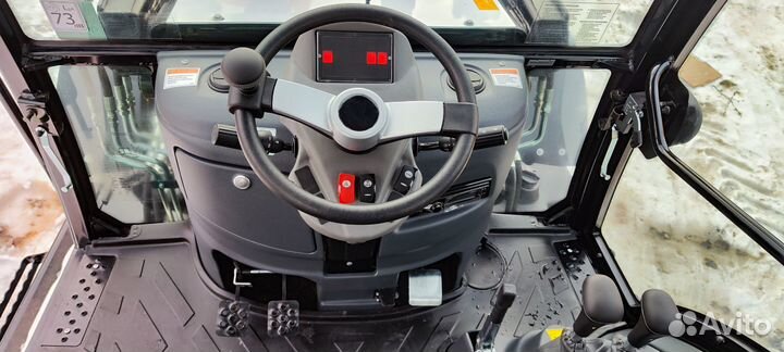 Экскаватор-погрузчик TRM B4X, 2024