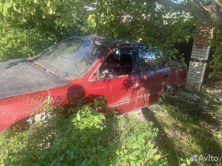 Тайота камри