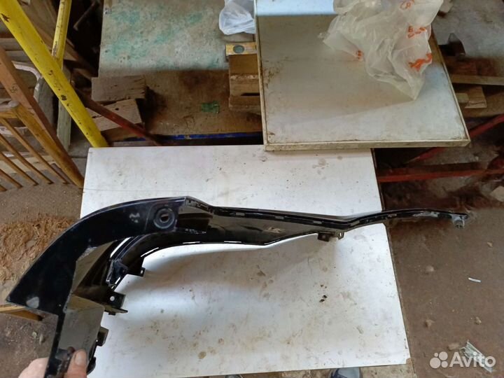 Бампер задний левый правый Mitsubishi Outlander XL