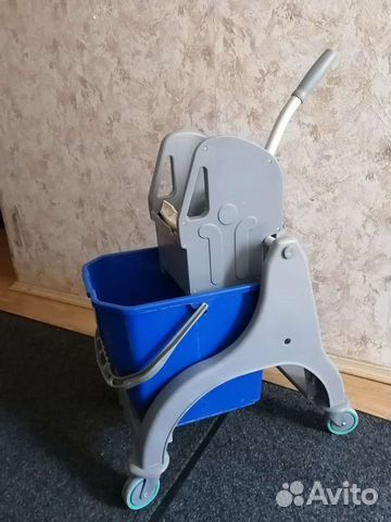 Ведро с тележкой и отжимом