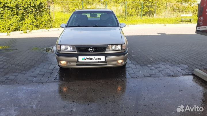 Opel Vectra 2.0 AT, 1992, 370 000 км