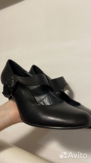 Туфли женские