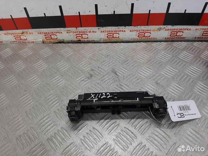 Кнопка обогрева сидений Mercedes-Benz E-Класс