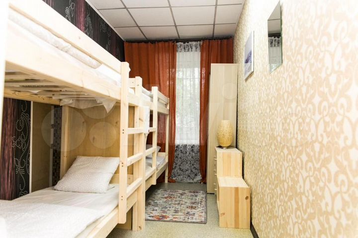 Комната 15 м², 1/4 эт.