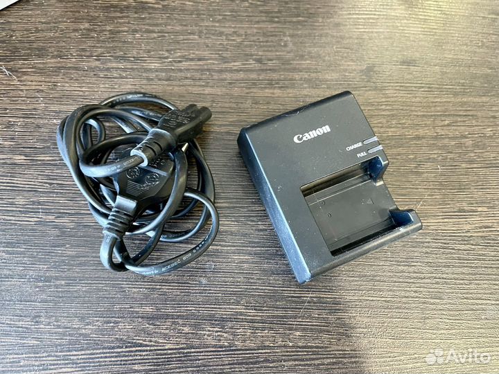 Зеркальный фотоаппарат canon eos 1100d