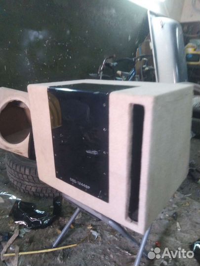 Короб для сабвуфера 12