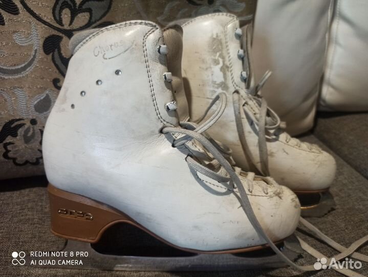 Фигурные коньки edea chorus 230