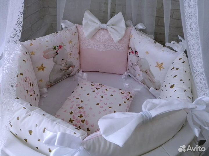 Бортики подушки в кроватку новые