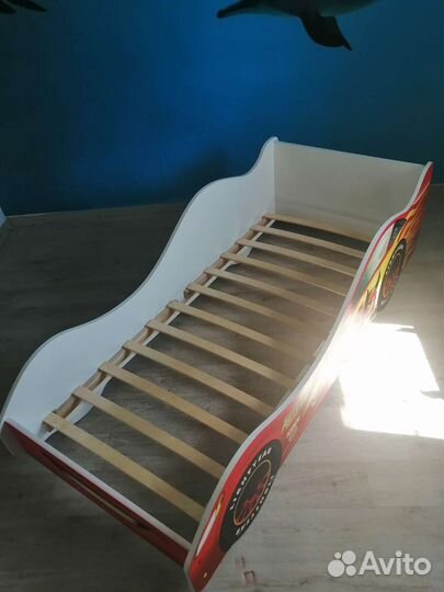 Детская кровать - машина в отличном состоянии