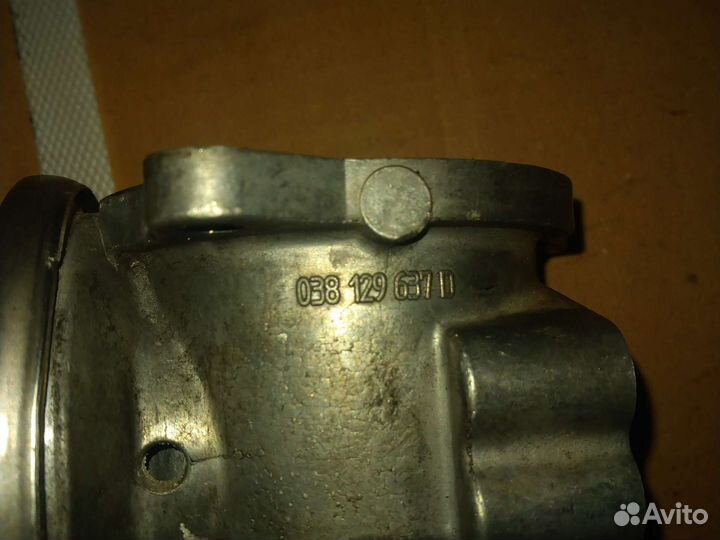 Клапан EGR 038129637D 2.0 TDI BKD VW Audi