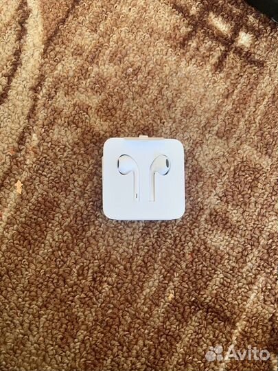 Наушники earpods