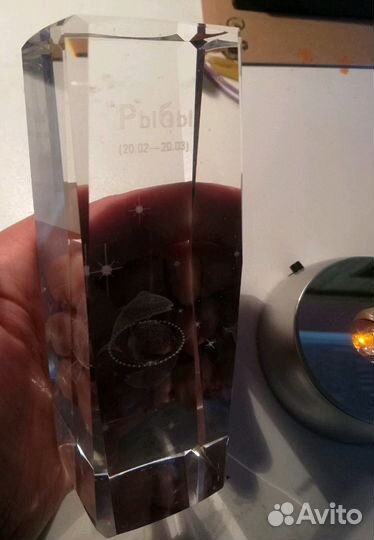 Хрустальный монолит со знаками зодиака