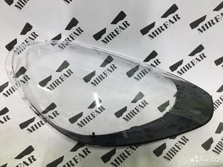 Правое стекло фары Porsche Cayenne II 958 14-18