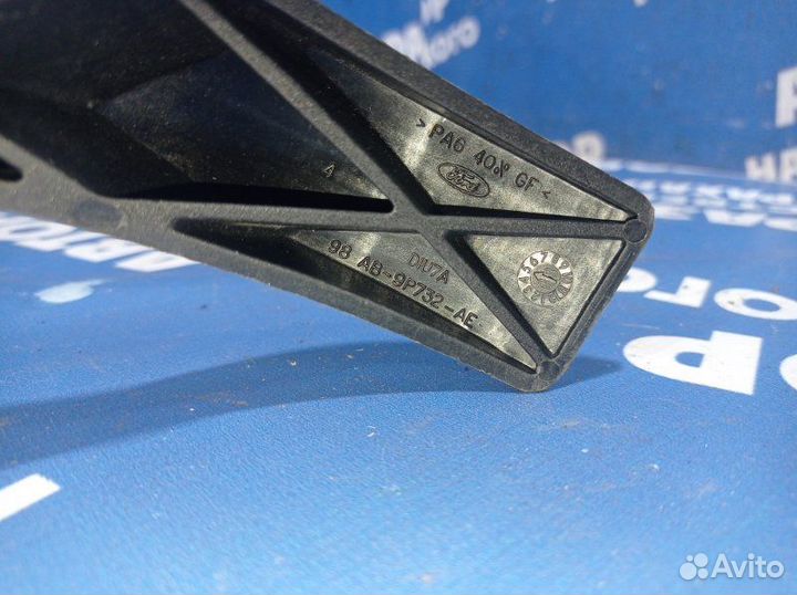 Педаль газа Ford Focus 1 седан 2004