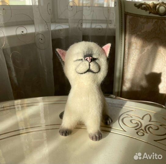 Котенок из шерсти