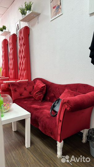 Диван в любом цвете. Диван для салона красоты