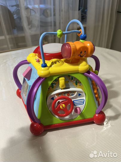 Развивающие игрушки, игровой центр, бизиборд