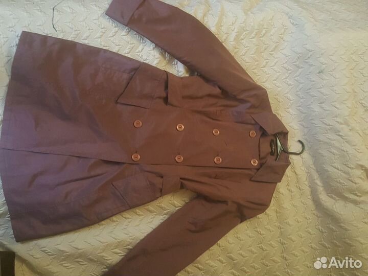 Женский плащ