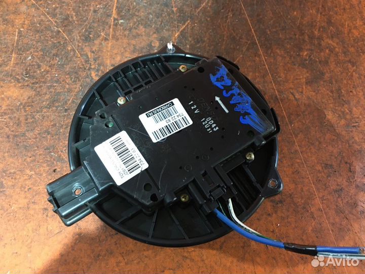 Моторчик печки Toyota Crown JZS175