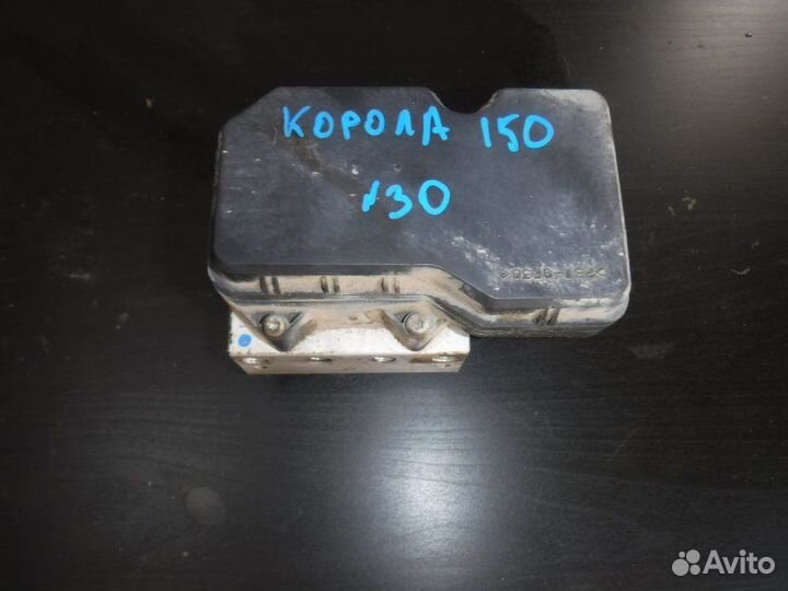 Блок abs Toyota Corolla 151 1ZR 2011