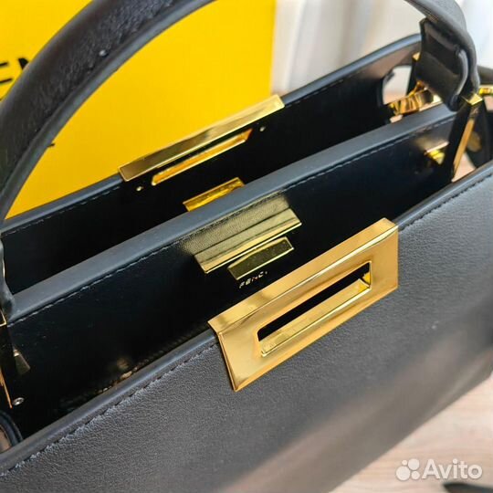 Сумка fendi peekaboo