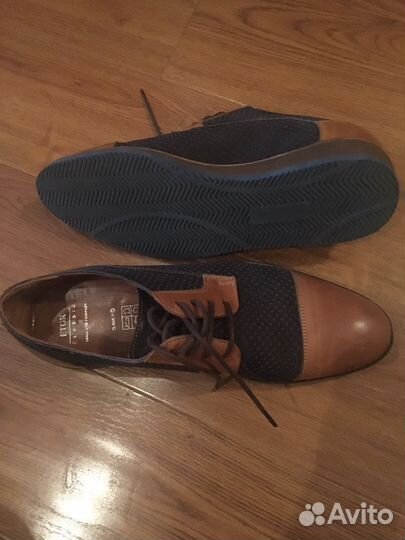 Полуботинки