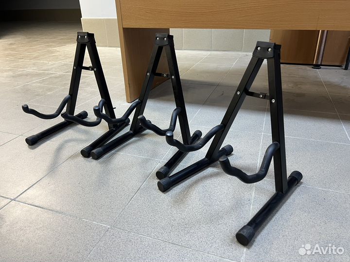 Стойка для гитары