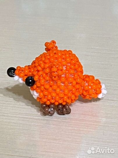 Лисичка из бисера с объёмным хвостом