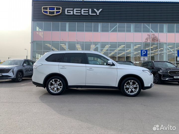 Mitsubishi Outlander 2.0 CVT, 2014, 169 541 км