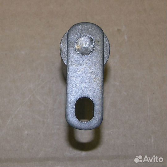 Ось тормозной колодки камаз-6520, 6460 с фик (кмд)