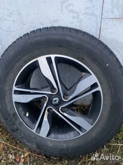 Nokian Tyres Nordman 5 SUV 215/65 R16