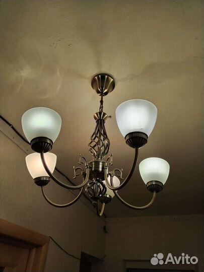 Люстра потолочная бу