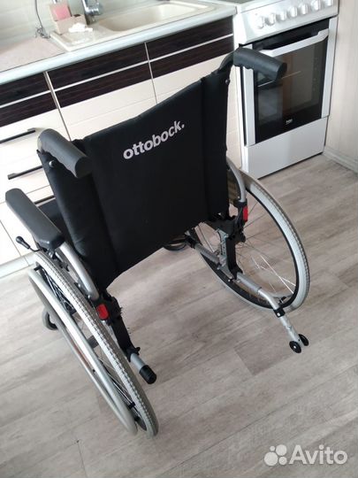 Инвалидная коляска