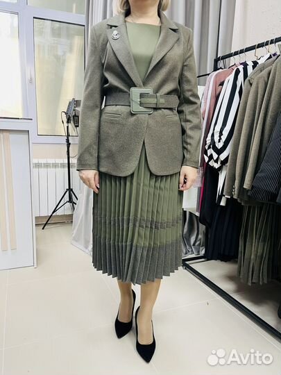 Костюм женский