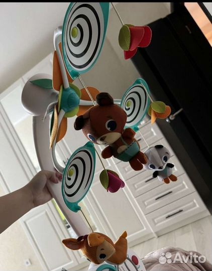 Мобиль на детскую кроватку