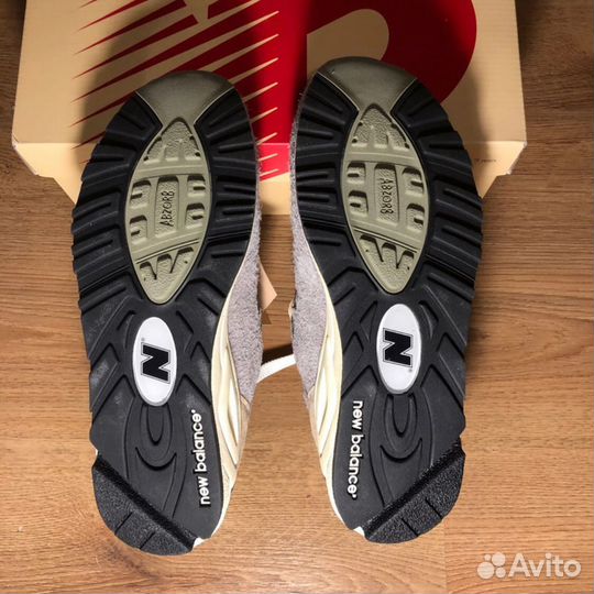 Кроссовки New Balance M990TD2