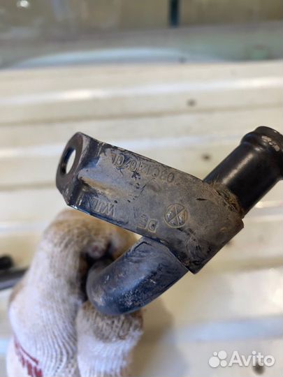 Трубки системы охлаждения Volkswagen Golf MK6 caxa