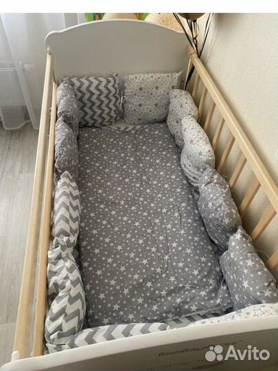 Бортики в детскую кроватку с одеялом, новые