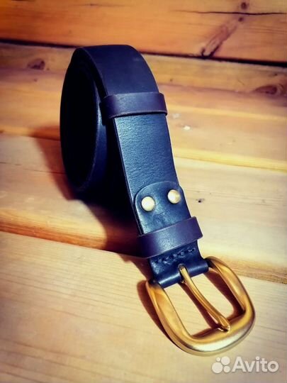 Мужской кожаный ремень