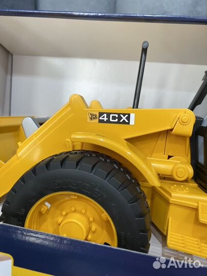 Bruder бульдозер экскаватор JCB 4CX (02-428)