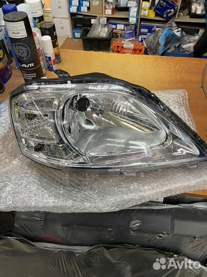 Фара правая на renault logan 1 лада ларгус
