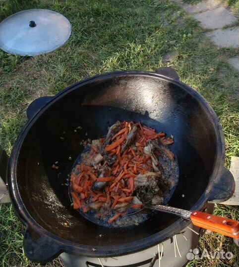 Печь под казан, казан на 22 литра, мангал