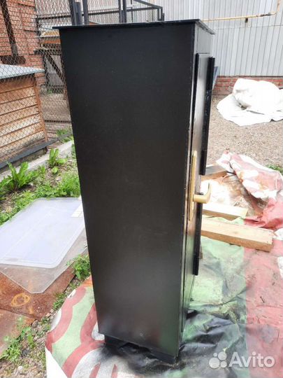 Оружейный сейф