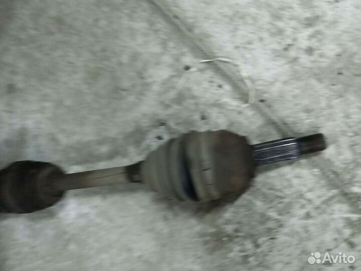 Привод полуось правый Ford Focus 1 2.0 АКПП